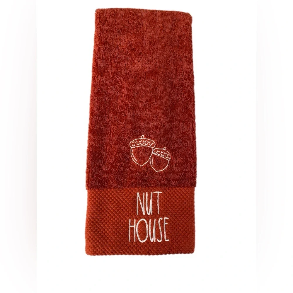 Nut House Hand towel by Rae Dumn NWOT